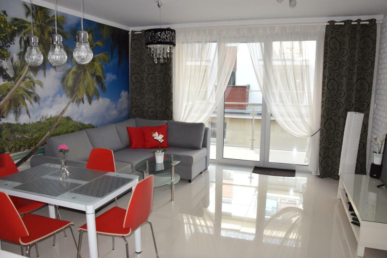Apartament Ibiza Przy Plazy Rewal Exterior foto